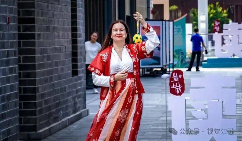 “苏超”e起拍｜人与城，燃情“苏超”