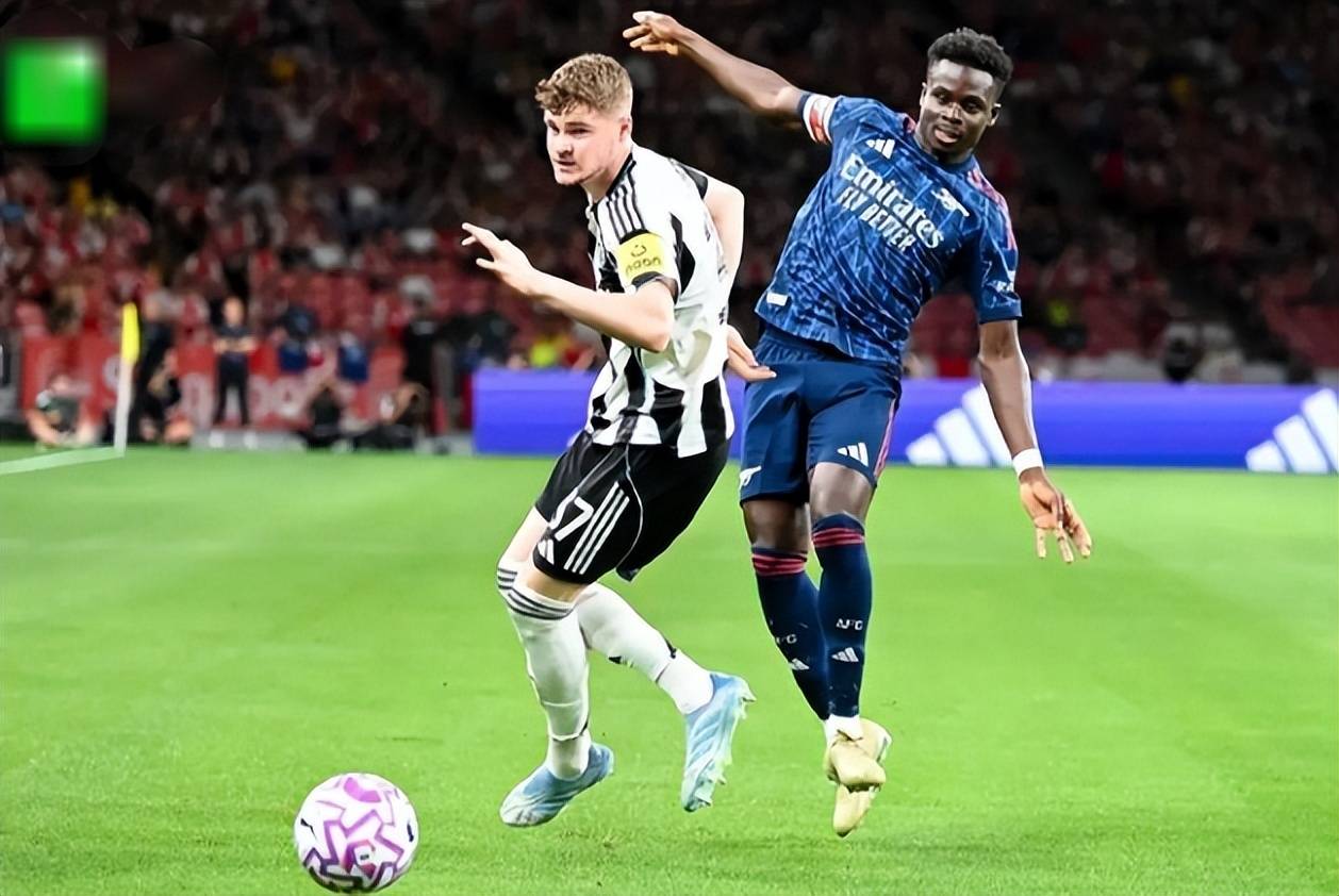 热身赛阿森纳3-2逆转纽卡，新赛季变化初现，厄德高关键性延续