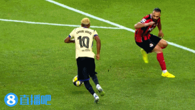 半场-亚马尔双响+被断致丢球莱万建功 巴塞罗那3-2首尔FC