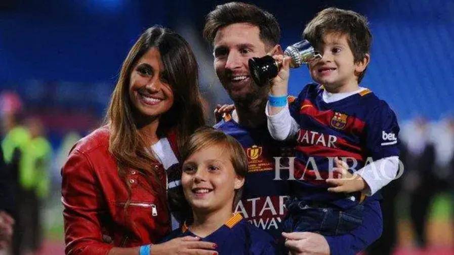 世界杯期间，谁是身材最火辣的球星太太？揭秘！