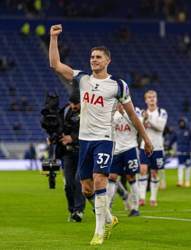 英超｜热刺胜埃弗顿