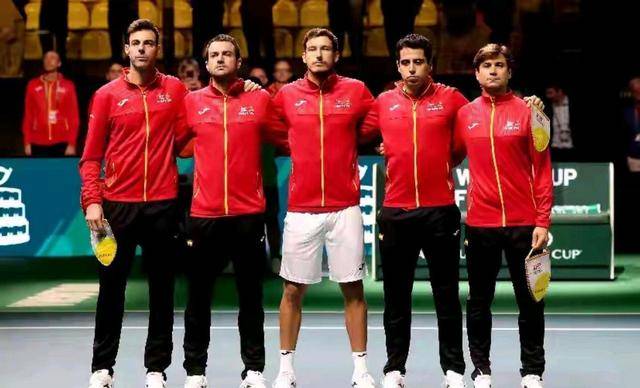 红土军团的韧性：西班牙队时隔六年重返戴维斯杯决赛